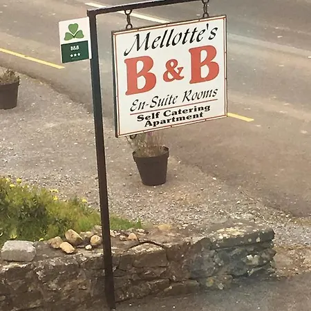 Mellottes فندق مبيت وإفطار *